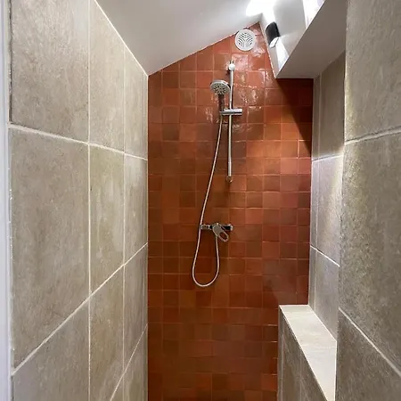 Apartament Studio Au Calme, Proche Mer Nicea